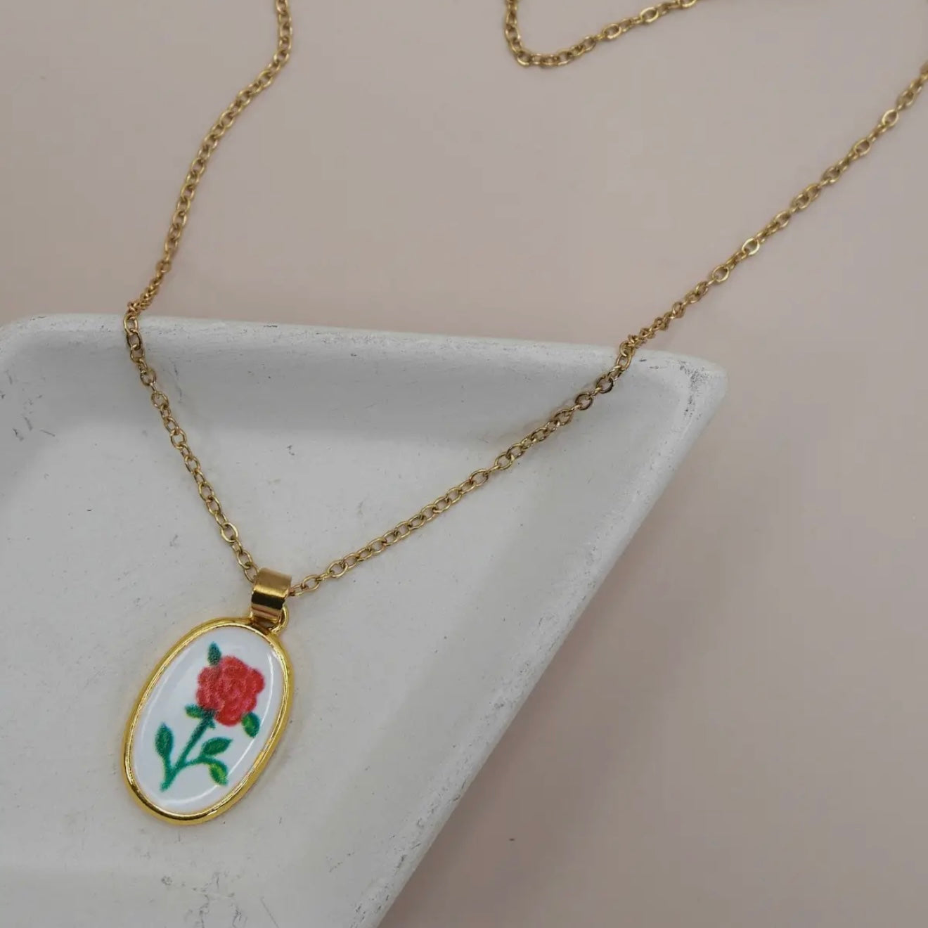 Oval Flower 18K Stainless Steel Tarnish Free Waterproof Necklace