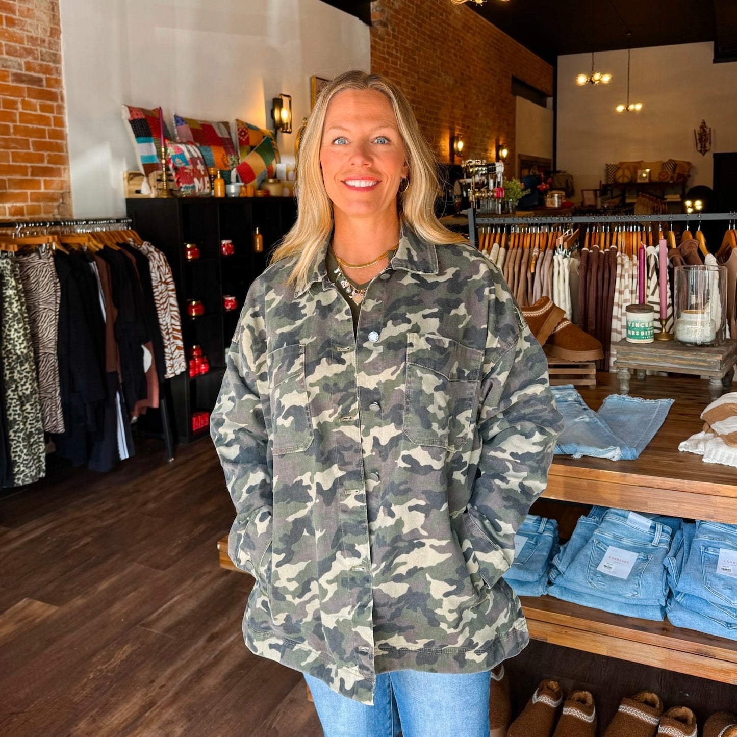 Veveret Oversized Boyfriend Camo Denim Jacket