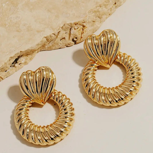 Ribbed Round Heart Drop Earrings