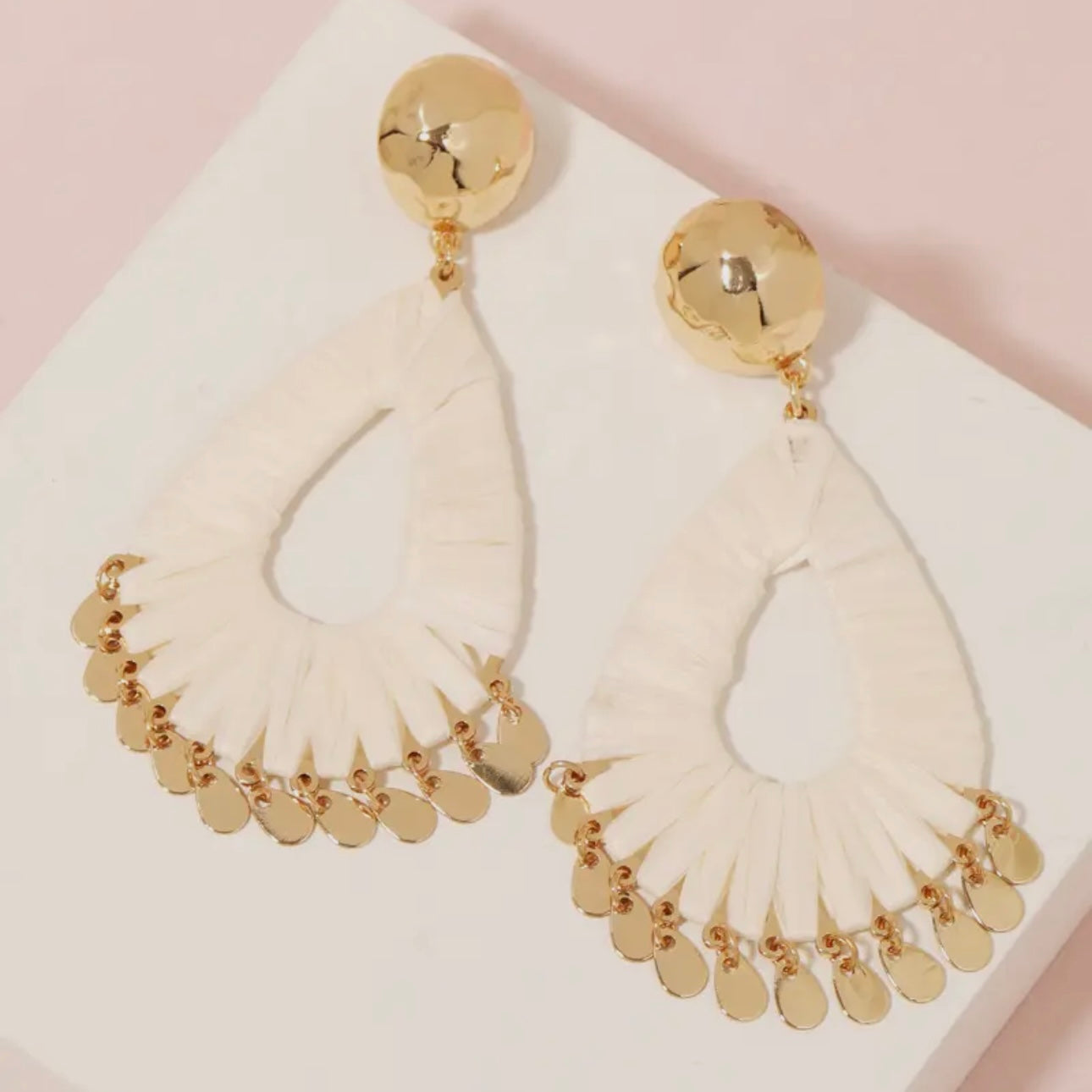 Raffia Tear Fringe Dangle Earrings