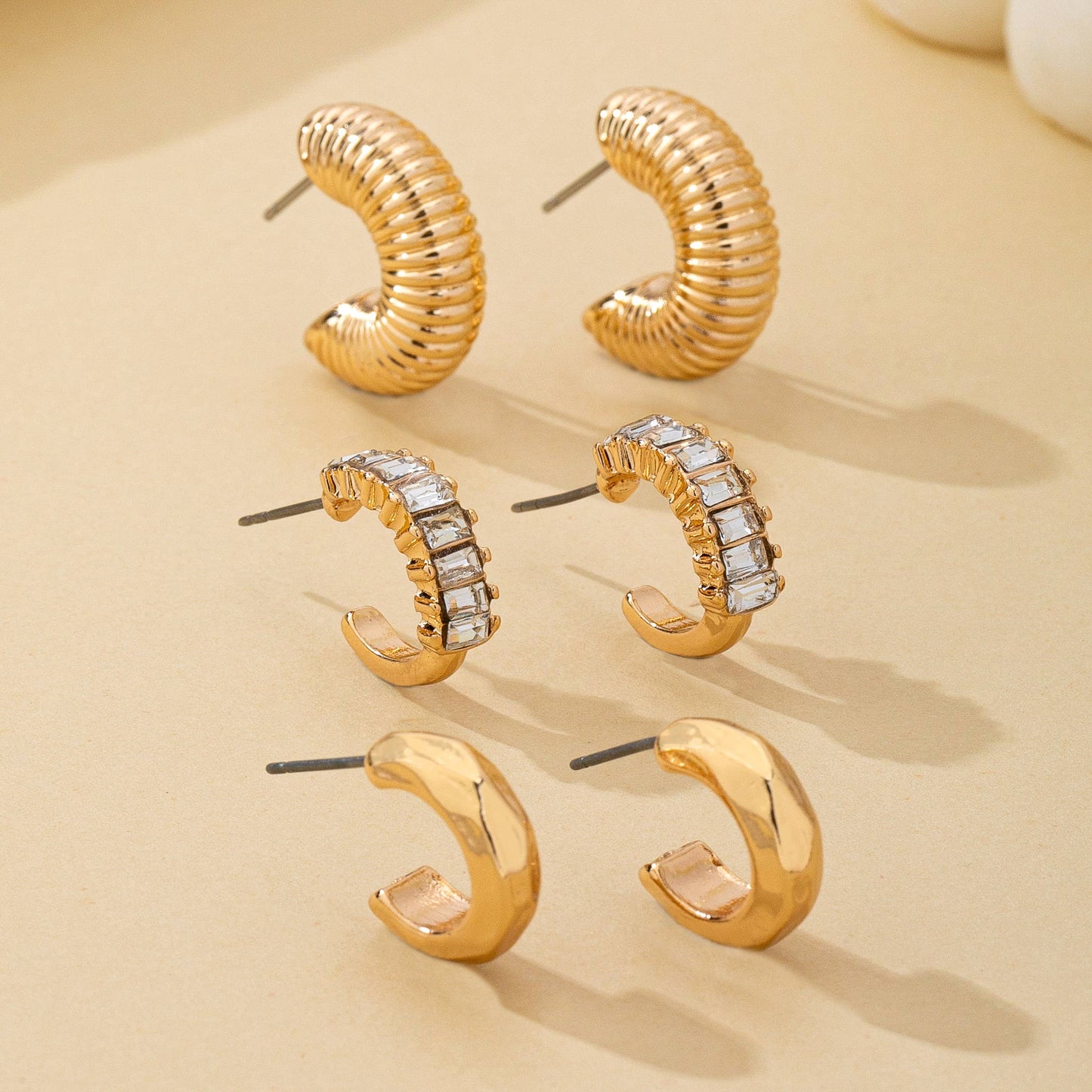 Rhinestone Textured Hoop Earring Set