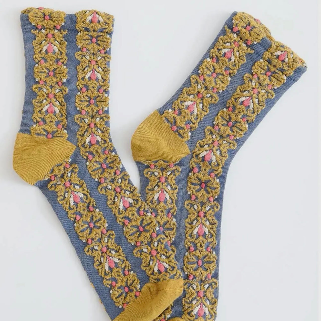 Embroidered Flower Pattern Socks