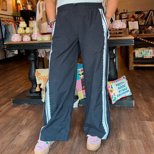 Black Side Contrast & Lace Detailed Track Pant