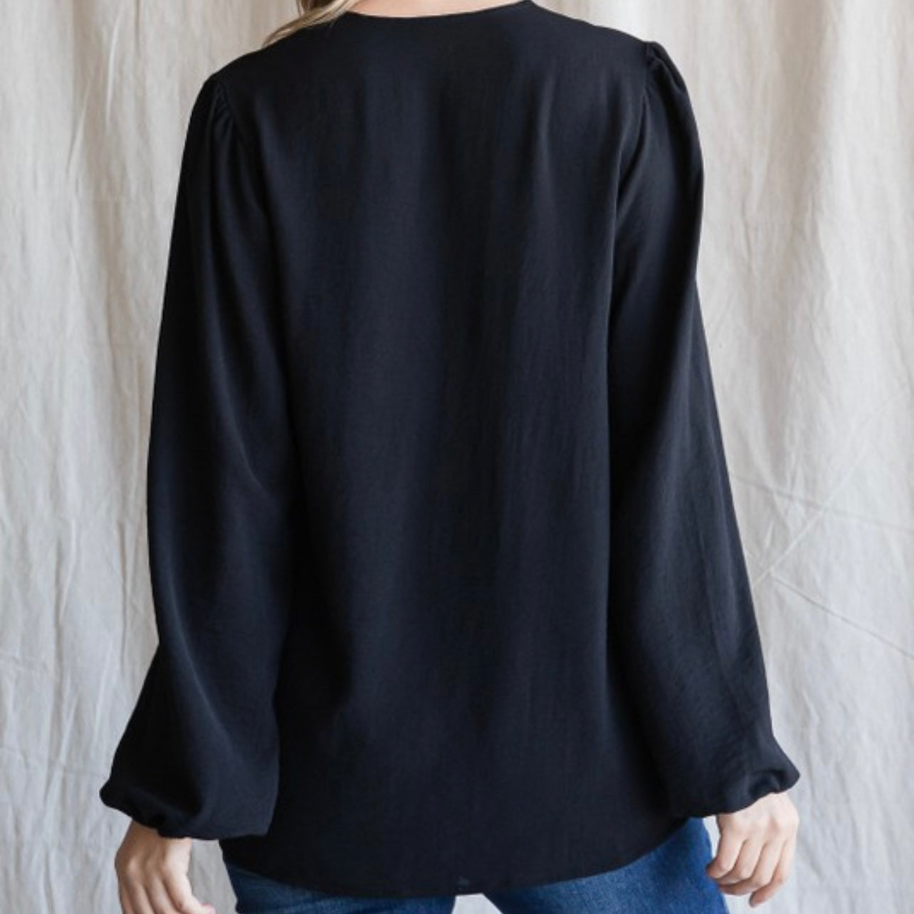 Black Solid Bubble Sleeve Top