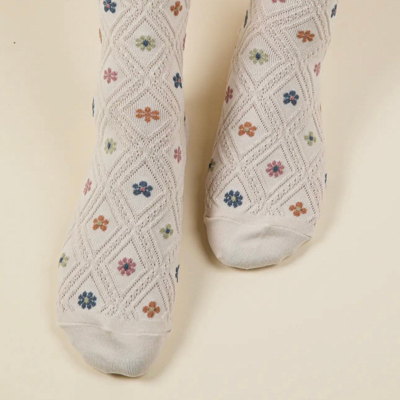 Floral Printed Textured Crew Socks