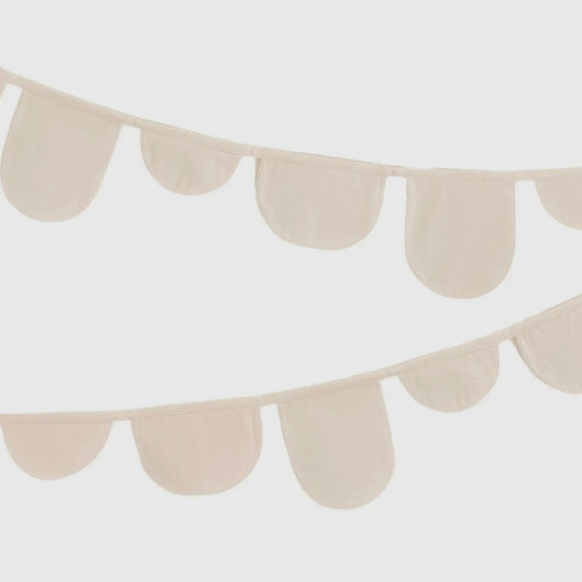 Scalloped Canvas Bunting