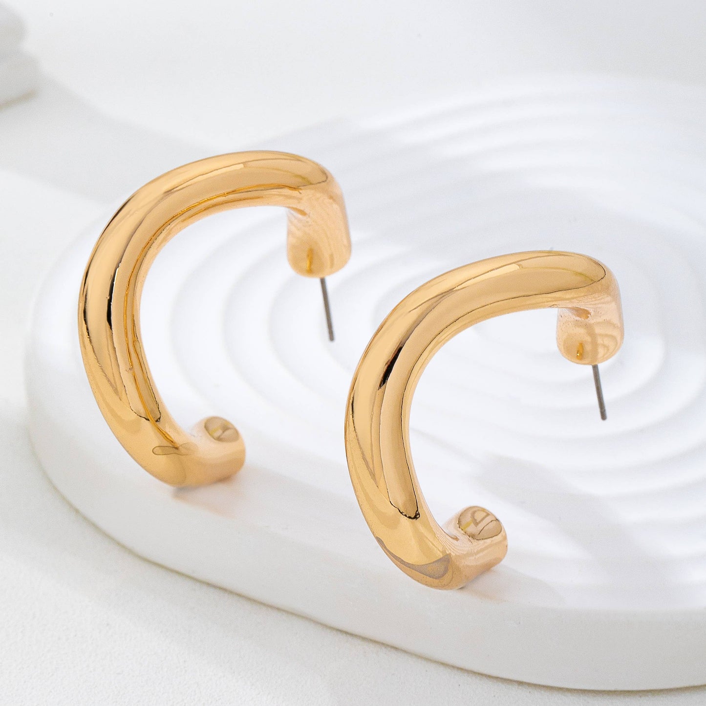 Bold Chunky Gold-Tone U-Shape Hoop Earrings