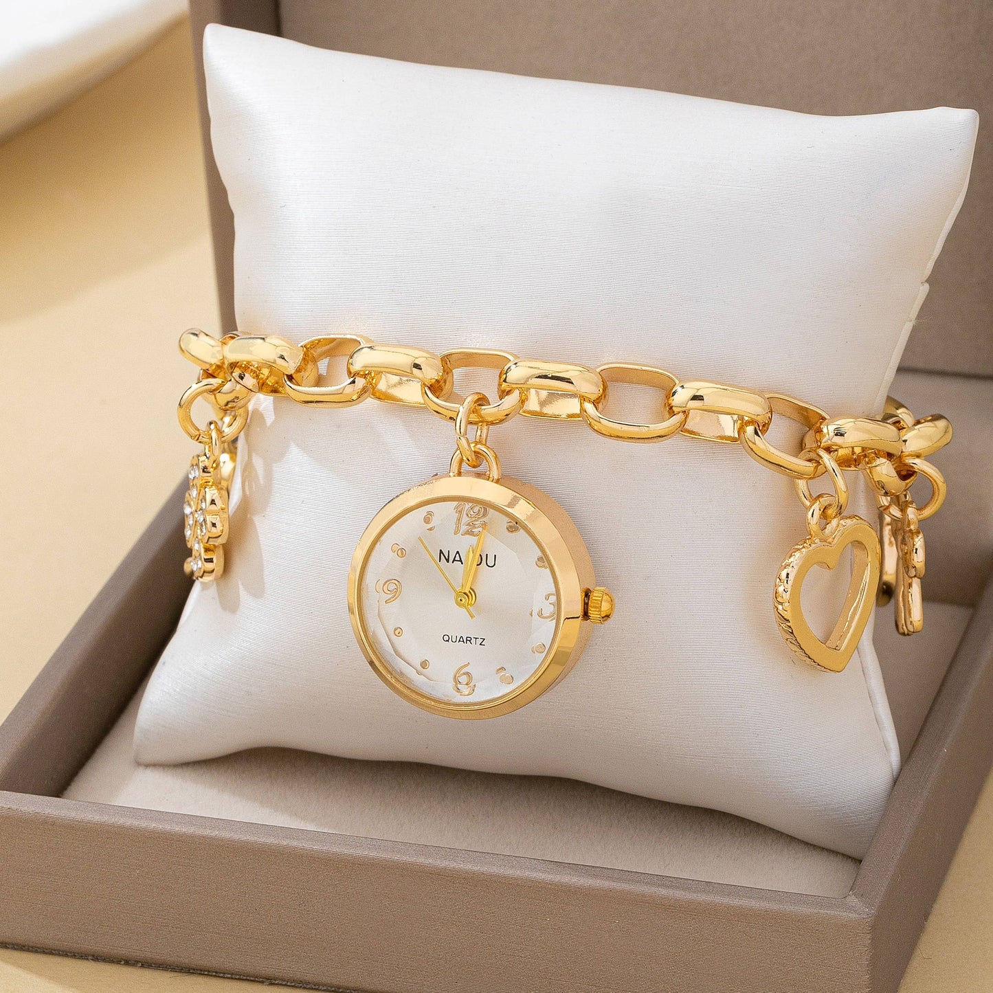 Round Dial Charm Clover Heart Bracelet Watch